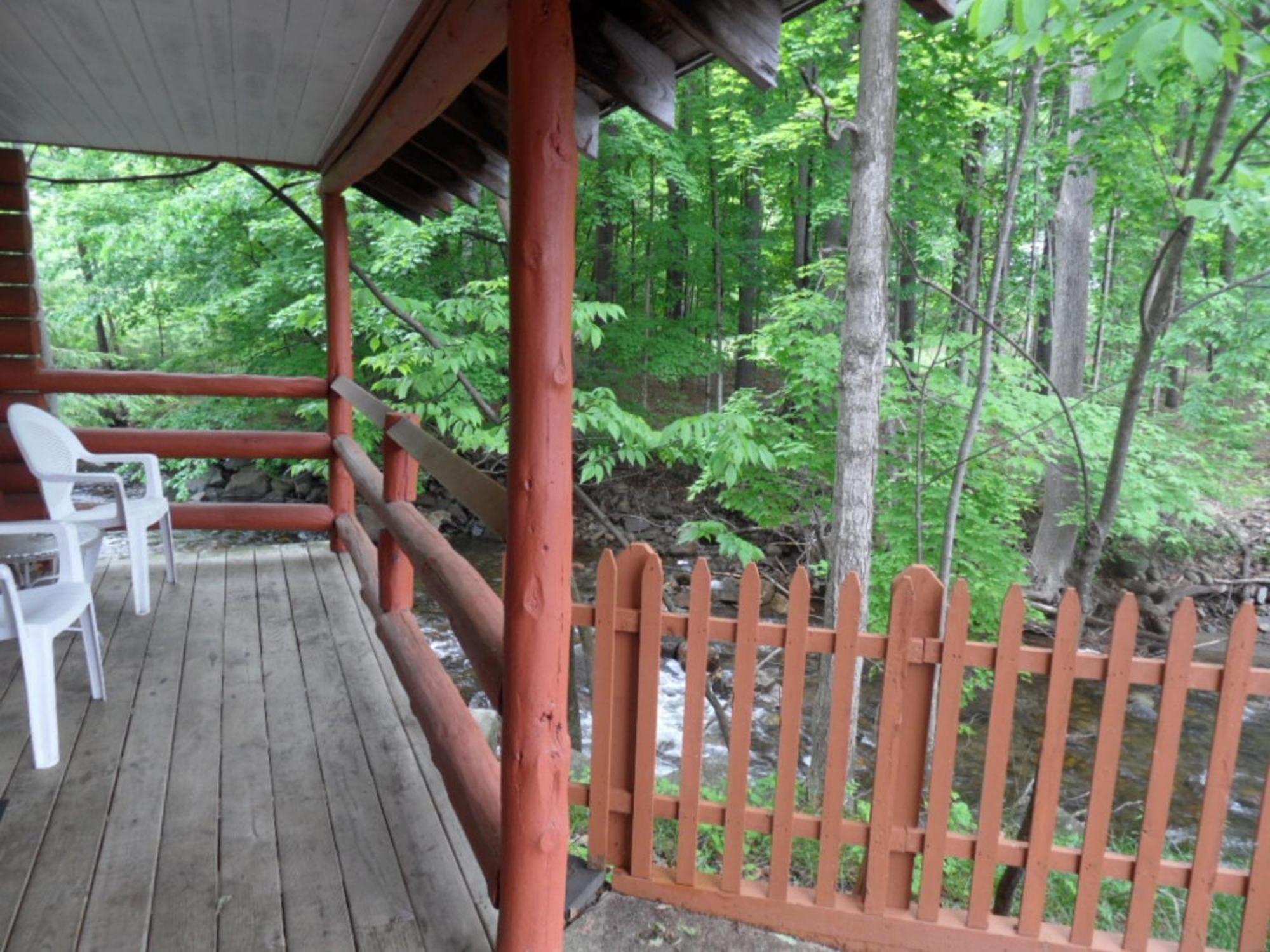 Seven Dwarfs Cabin - On The Brook Cabins Lake George Zimmer foto